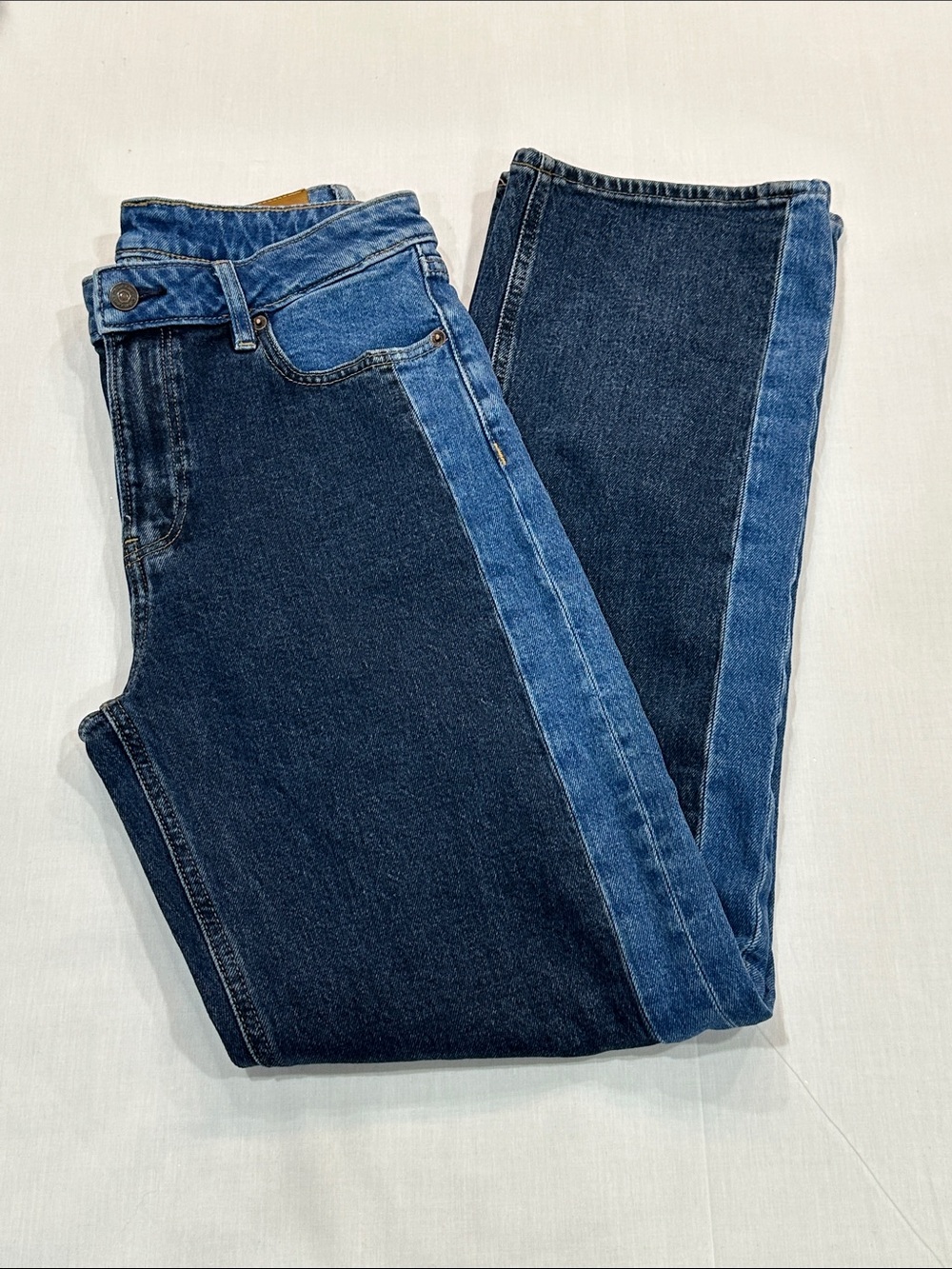 Calvin Klein Women’s Two Tone Colorblock Straight Leg Jeans